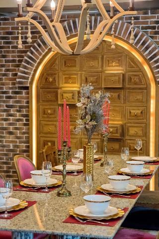 Hotel S' Private House