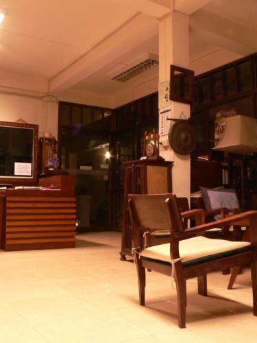 Posada Tri Gong Residence