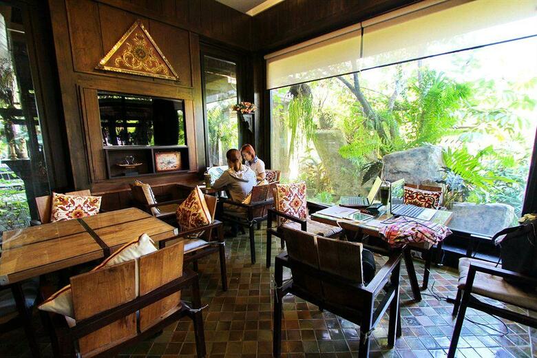 Hotel The Balcony Chiang Mai Village