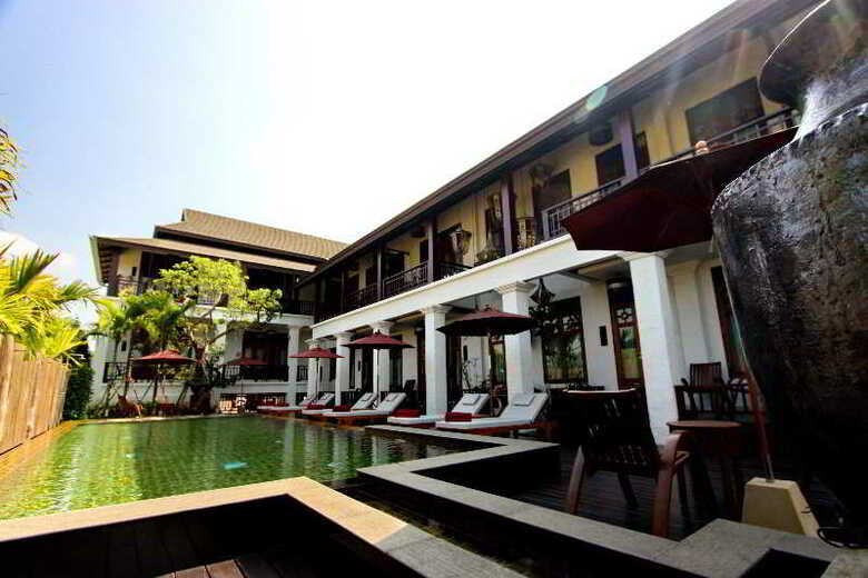 Hotel The Balcony Chiang Mai Village