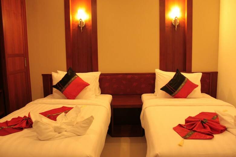 Patong Hemingway's Hotel