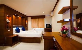 Cc Porntip Hotel