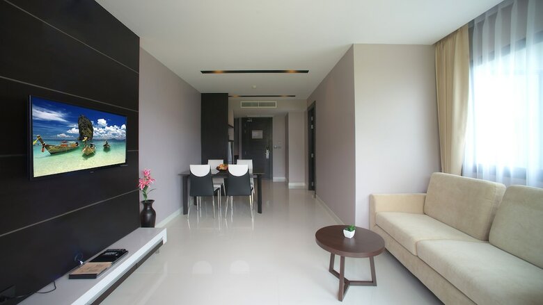 Hotel The Charm Resort Phuket
