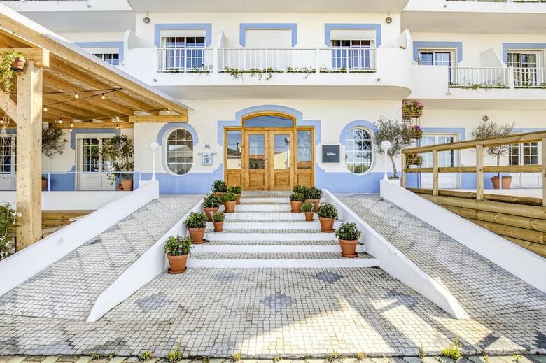 Hotel Selina Peniche