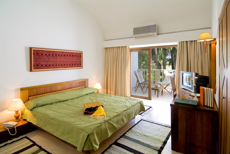 Hotel The Orangers Beach Resort And Bungalows