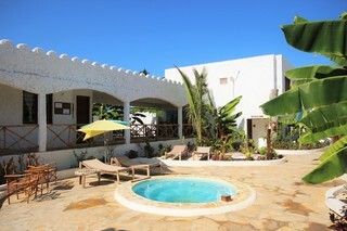 Hotel Paradise Beach Resort