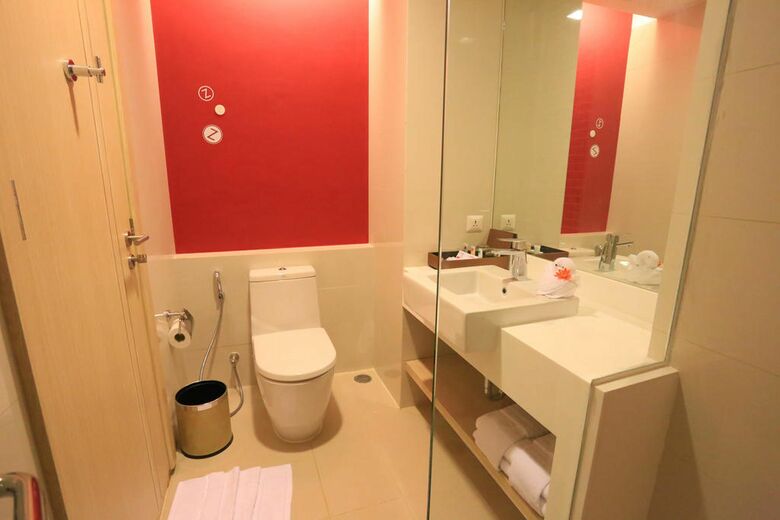 Sleep With Me Hotel Design Hotel @ Patong