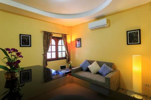 Hostal Eriksson Guesthouse