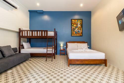 Hostal Eriksson Guesthouse