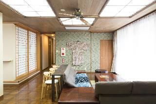 Hotel Guesthouse Hakozaki Garden