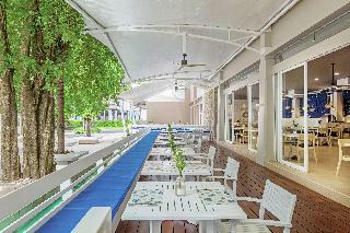 Hotel Banthai Beach Resort & Spa