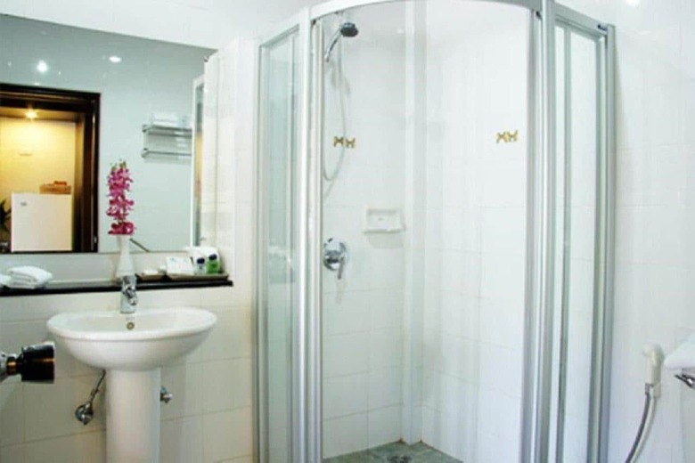 Hotel Thara Patong Beach Resort & Spa