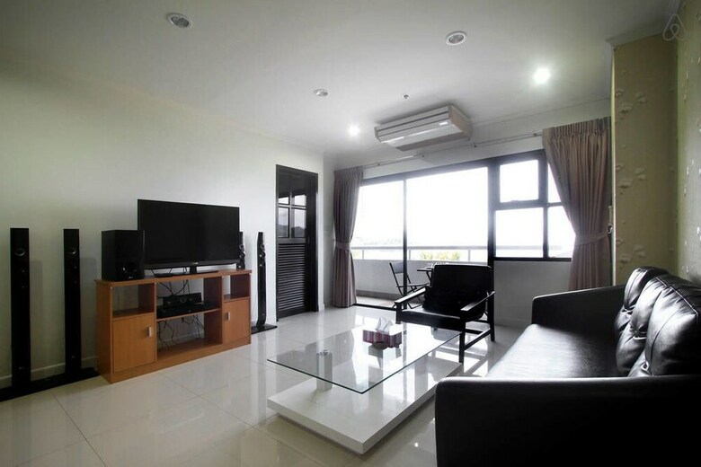 Apartamentos Patong Tower By United 21 Thailand