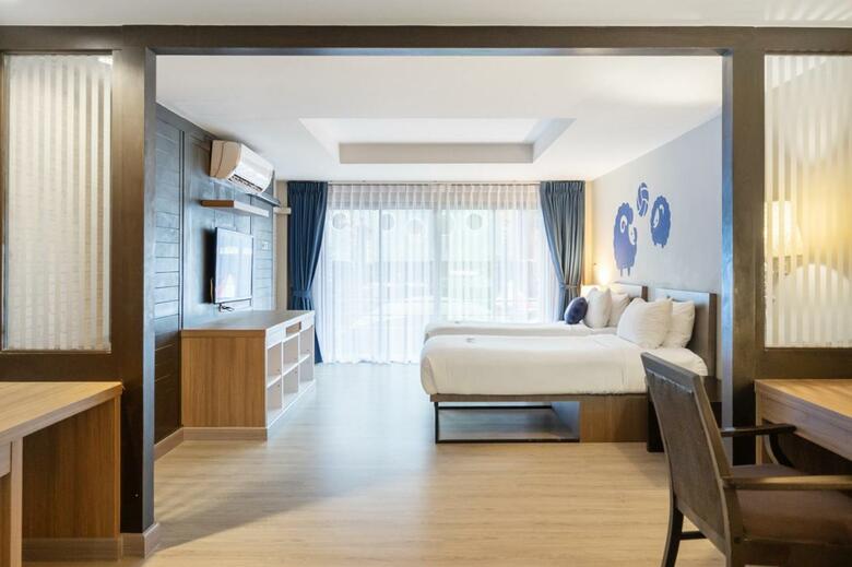 Hotel White Sand Resortel, Patong