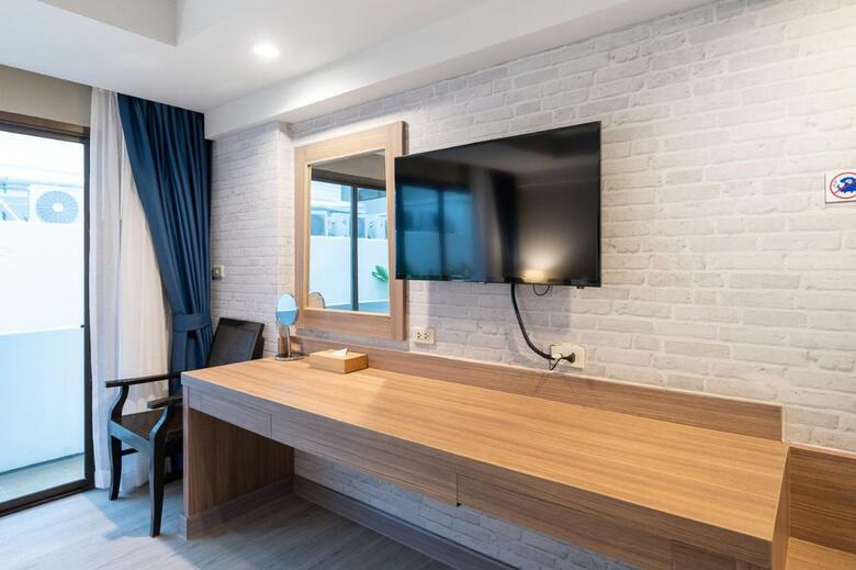 Hotel White Sand Resortel, Patong