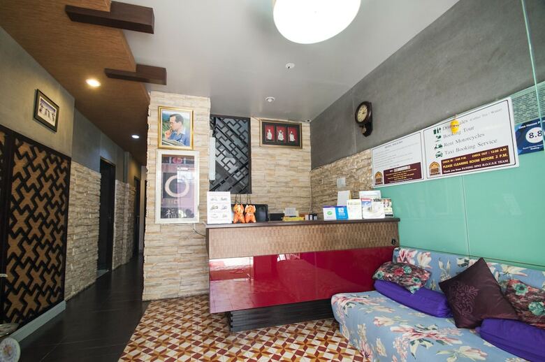 Hostal Sino House Patong