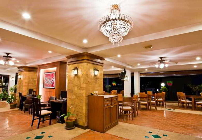 Hotel Jiraporn Hill Resort