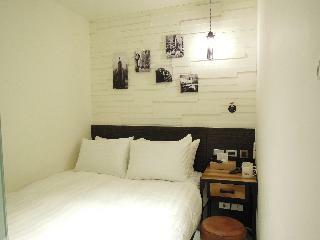 Re-change Hotel