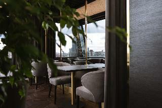 Hotel 11 Mirrors