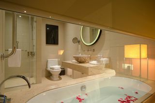 Hotel Crowne Plaza Phuket Panwa Beach