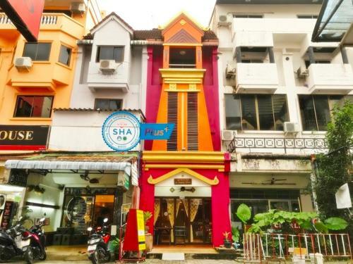 Hostal Le Tanjong House