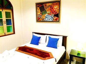 Hostal Goldsea Beach Hotel