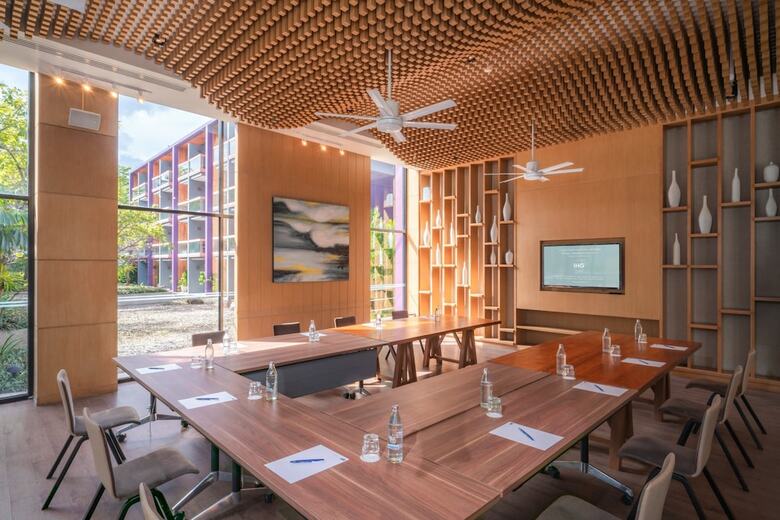 Hotel Holiday Inn Express Phuket Patong Beach Central