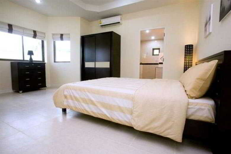 Hotel Mabprachan Lake Villa