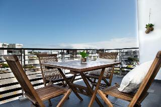 Aparthotel Eden On The Bay