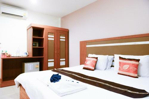 Patong V Hotel
