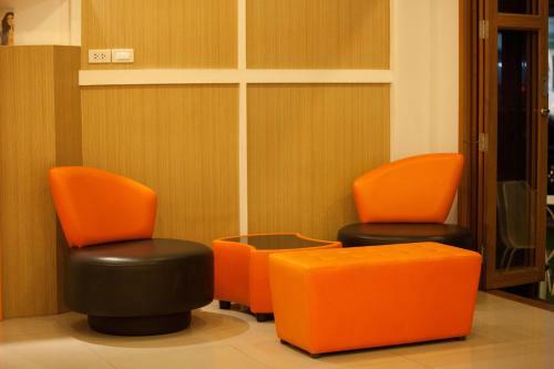 Chill Patong Hotel