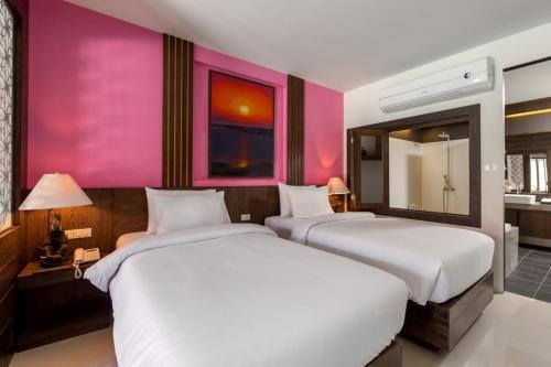 Dolphin Hotel Phuket
