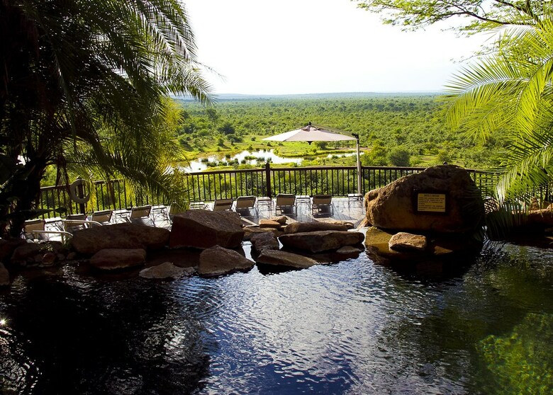 Hotel Victoria Falls Safari Suites