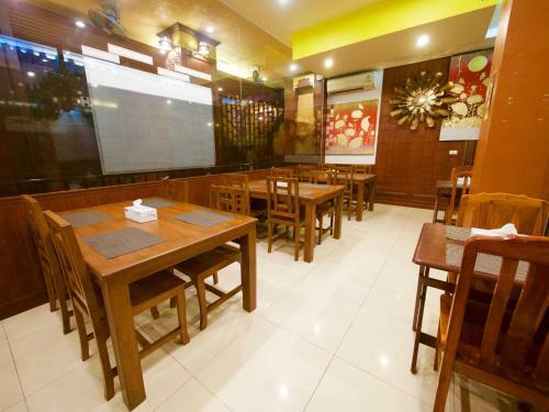 Hotel Arman Residence & Halal Restaurant