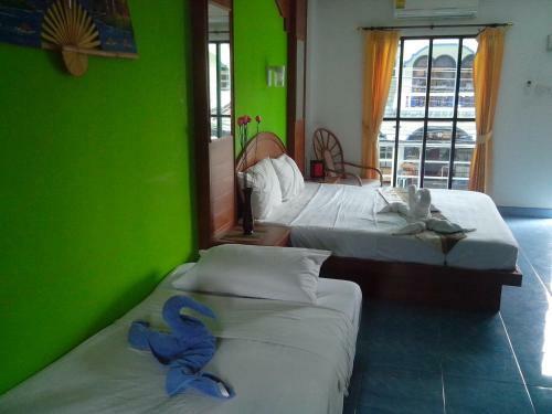 Hostal The Guest House