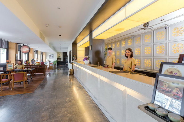 Hotel Sawaddi Patong Resort & Spa