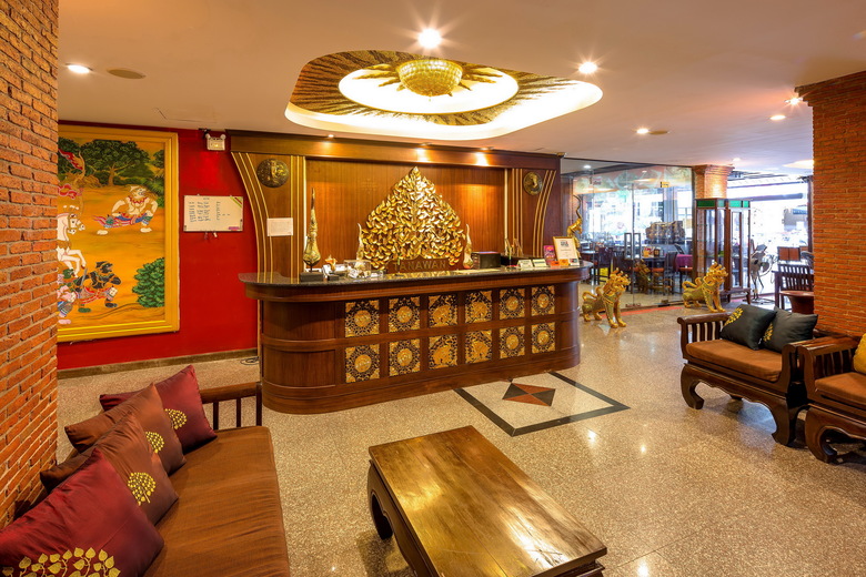 Tanawan Phuket Hotel