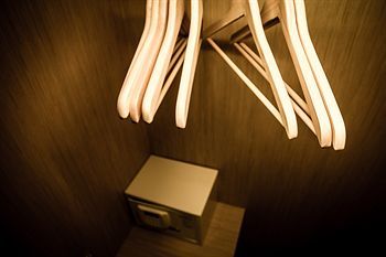 Tiras Patong Beach Hotel