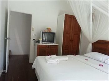 Hotel Baan Kang Mung Bed & Breakfast