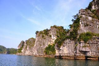 Hotel Emperor Cruises Ha Long