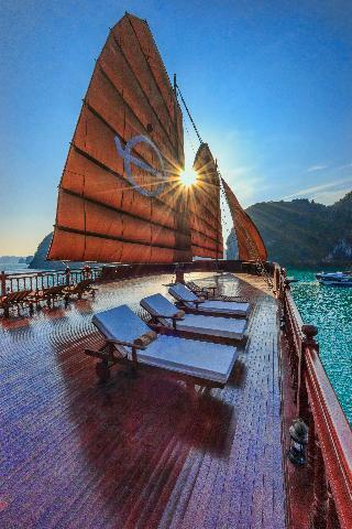 Hotel Emperor Cruises Ha Long