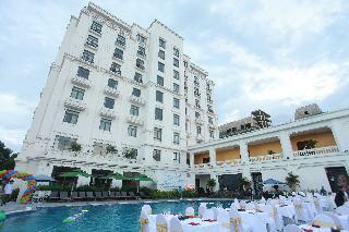 Ninh Binh Hidden Charm Hotel & Resort