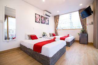 Hotel Reddoorz Plus Near Saigon Train Station