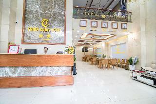 Hotel Reddoorz Plus Near Lotte Mart Cong Hoa