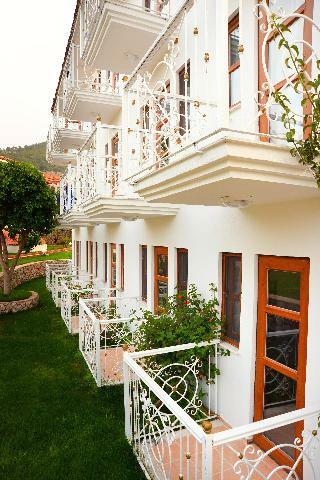 Hotel White Otel