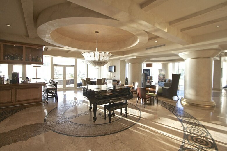 Hotel Doubletree Ocean Point Resort & Spa