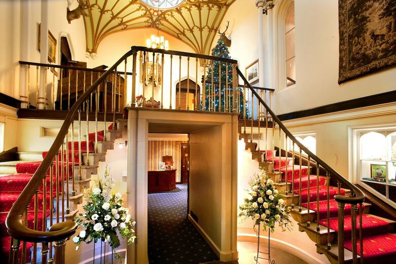 Hotel Dalhousie Castle