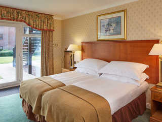 Macdonald Elmers Court Hotel & Resort