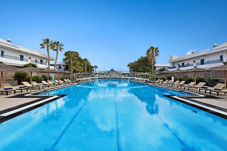 Hotel THB Tropical Island