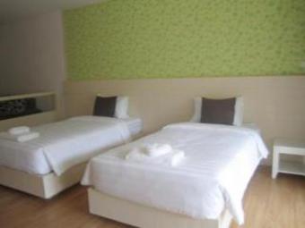 Hotel Baan Klang Hua Hin Condo & Resort